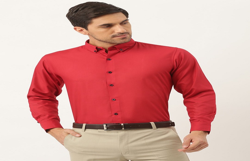 File dedicated to men’s shirt trends for this summer 2023.