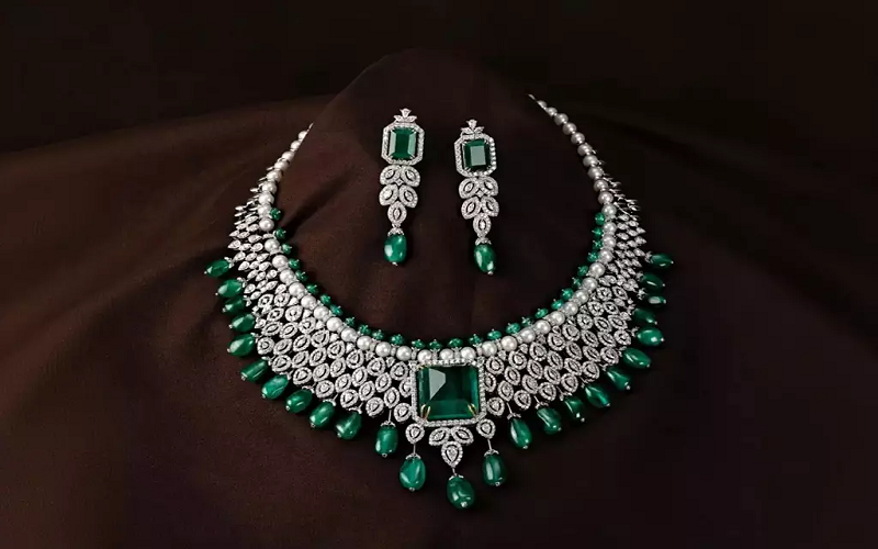 Whispers of Green: Emerald Earrings for the Enchanting Soul